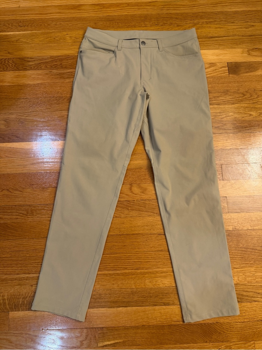 Lululemon ABC Pant Classic *32" Tofino Sand(?) Beige/Tan - Size 32